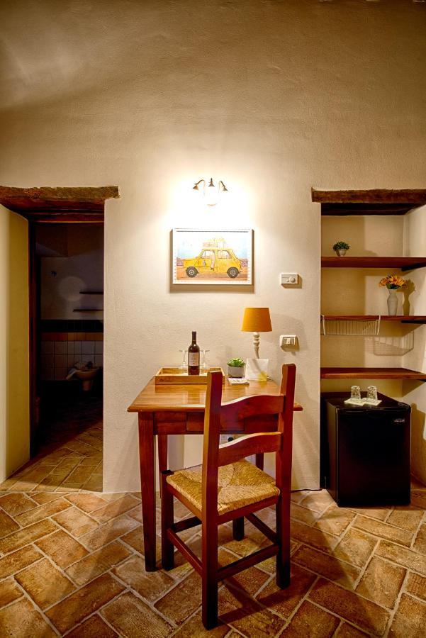 B&B Casa Pompeo ชิตตา ดิ กัสเตลโล ภายนอก รูปภาพ